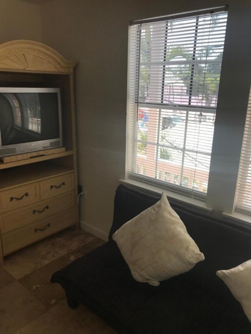 New Orleans House - Gay Male-Only Guesthouse - image 36