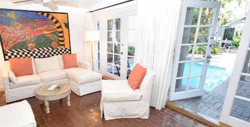 Simonton Court Historic Inn & Cottages - image 27