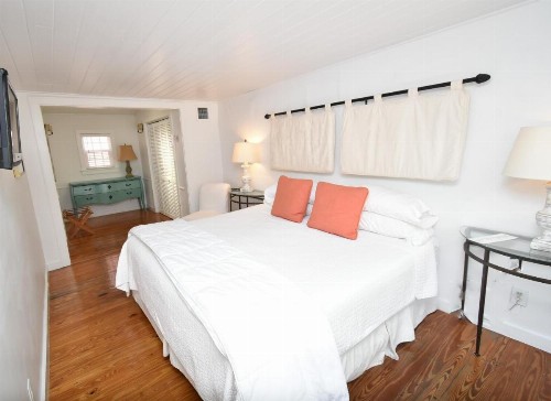 Simonton Court Historic Inn & Cottages - image 47