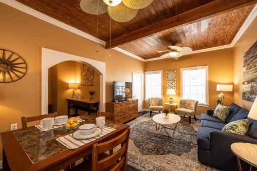 Rose Lane Villas - image 44