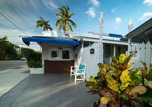 Seashell Motel and International Hostel - image 20