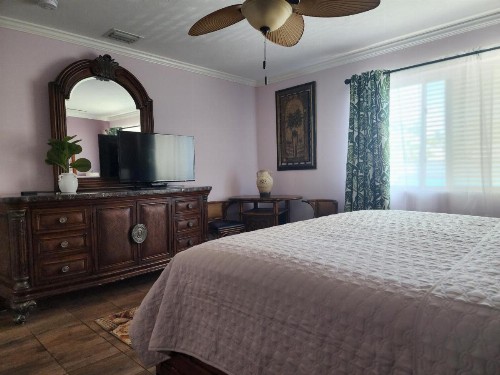 Old Town Suites - image 33