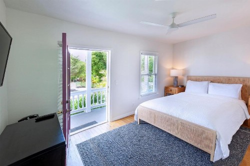 Coco Plum Inn - image 1