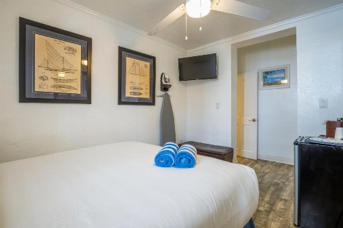 Duval Inn - Key West - image 19