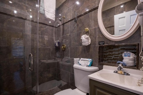 Duval Inn - Key West - image 45