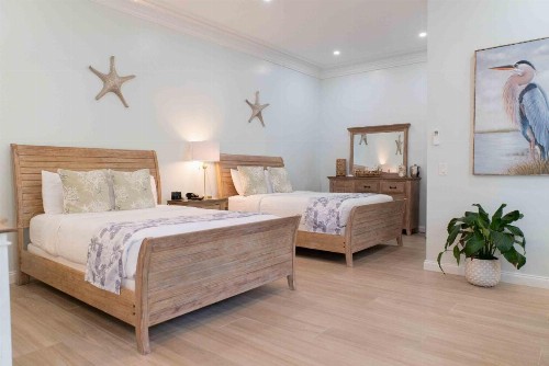 Southernmost Point Guest House - image 4