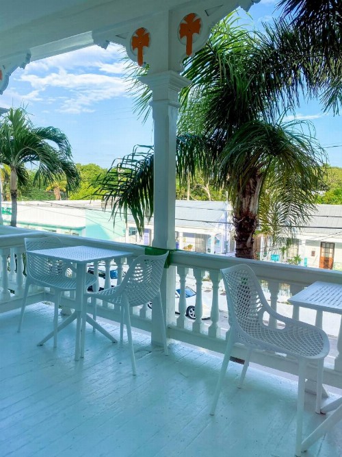 Marreros Guest Mansion - Adult Only - image 7