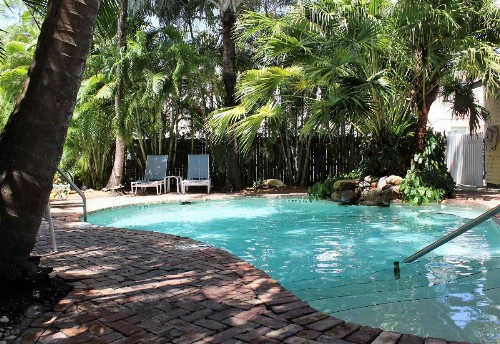 Angelina Guesthouse Adults Only No Resort Fees - image 8