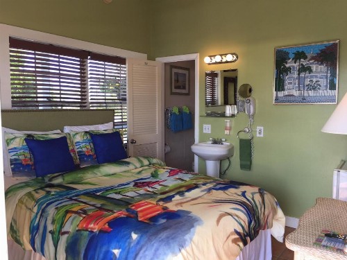 Caribbean House No Resort Fees - image 12