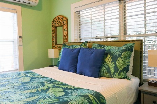 Caribbean House No Resort Fees - image 14