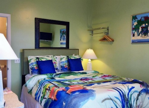 Caribbean House No Resort Fees - image 18