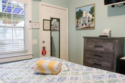 Caribbean House No Resort Fees - image 7