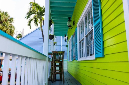 Caribbean House No Resort Fees - image 9