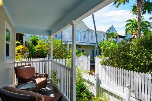 Linger Longer (Townhouse) - image 5