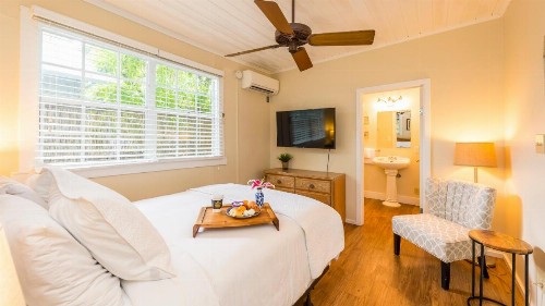 L'Habitation Guesthouse- Adult Exclusive - image 11