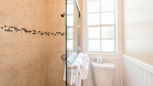 L'Habitation Guesthouse- Adult Exclusive - image 8