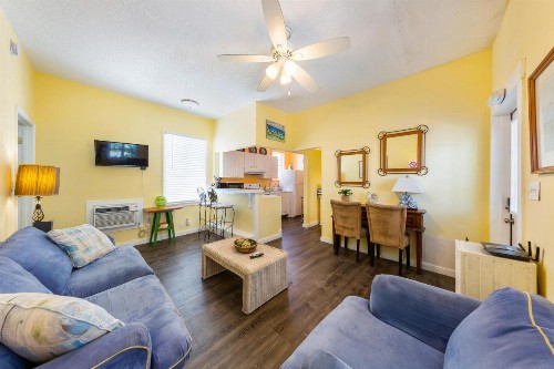 Truman @ Duval - Two Bedroom - image 9