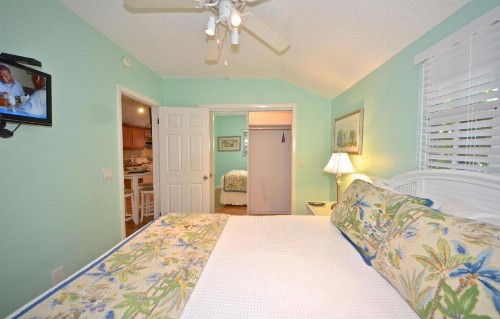 Duval Hideaway - image 7