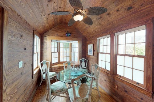 Passover Cottage - image 10