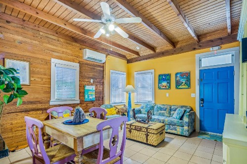 Bahama House - image 5
