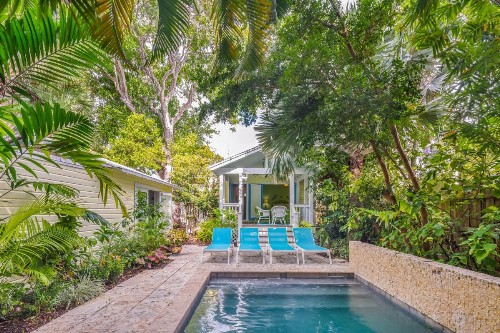 Bahama House - image 9