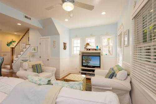 Mermaid Manor - image 10