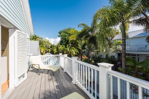 Mermaid Manor - image 8