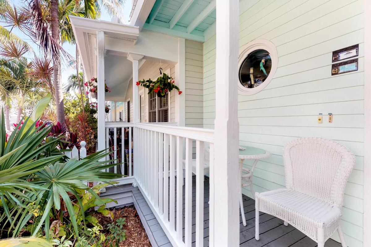 Salty Air Retreat - image 6