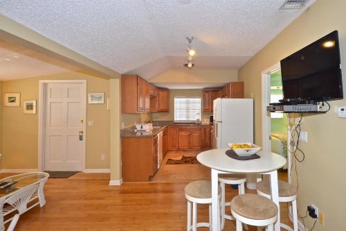 Duval Street Retreat - image 11