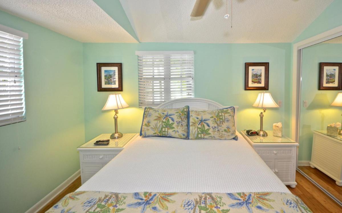 Duval Street Retreat - image 7