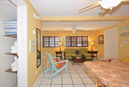 Duval Street Retreat - image 8