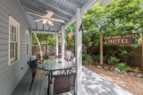 Tropical Village - image 9