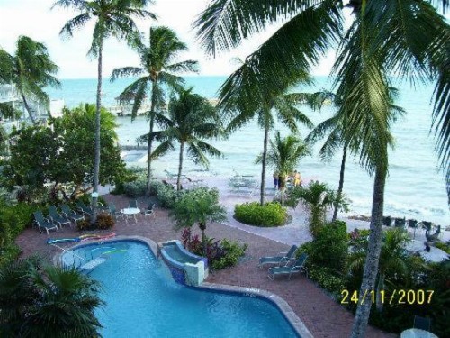 Coconut Beach Resort - image 1