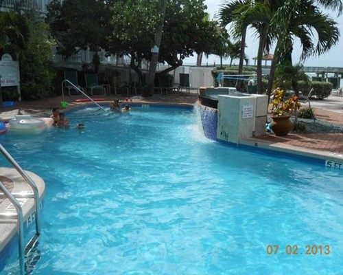 Coconut Beach Resort - image 2
