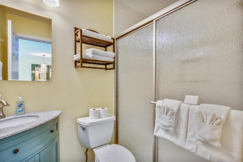 A Barefoot Retreat - image 8