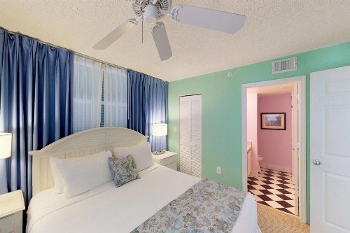Sunrise Suites Catalina Suite #311 - image 11