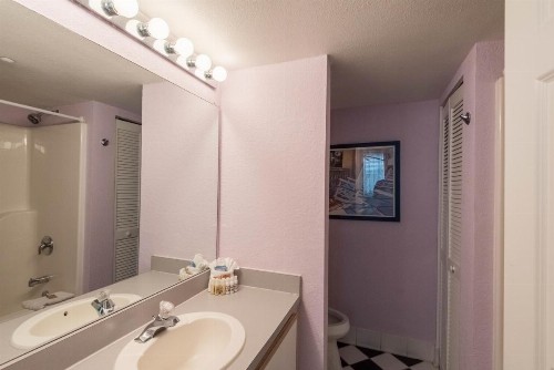 Sunrise Suites Grand Bahama Suite #106 - image 11