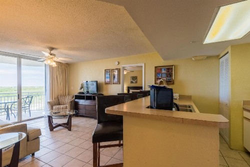 Sunrise Suites Panama Suite #310 - image 12