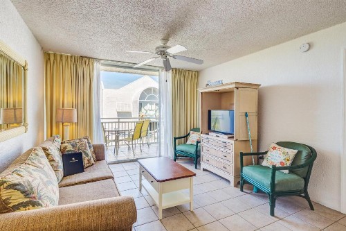 Sunrise Suites Cristobal Suite #411 - image 2