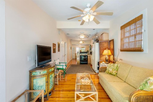 Petronia Cottage - image 10