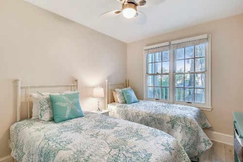 Shipyard Charm - image 10
