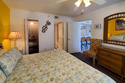 Sunrise Suites - Butterfly Nest #107 - image 8