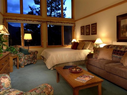 Mountain House by Keystone Resort - image 3