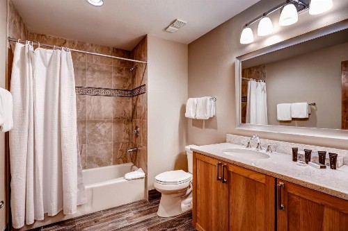 Mountain House by Keystone Resort - image 4