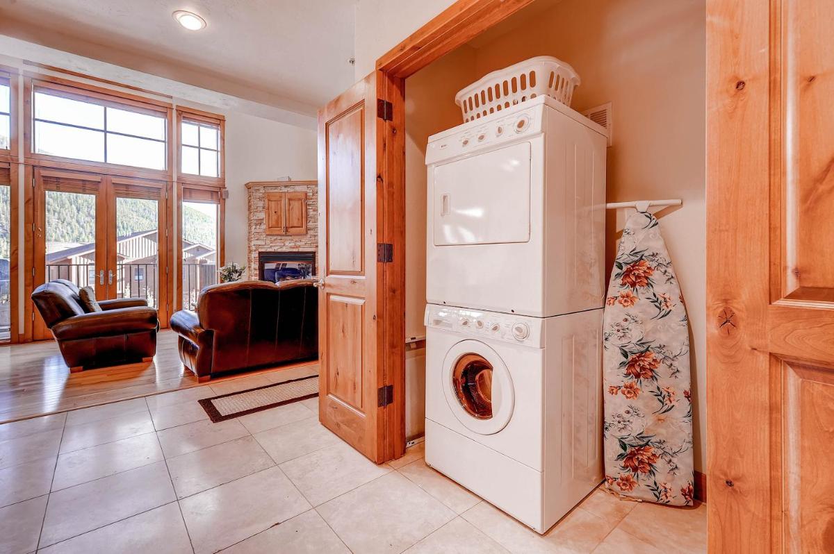 Three-Bedroom Townhome In Keystone at Antler's Gulch - image 6