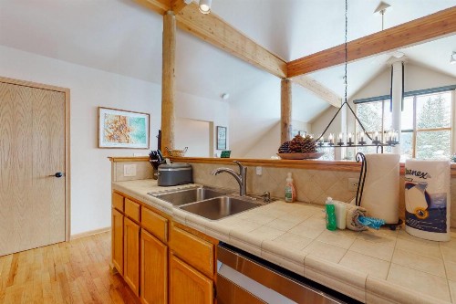 Cool Ridge Town Home at Summerwood - image 9