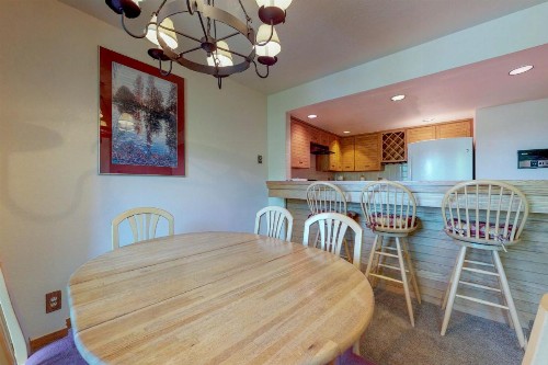 Frostfire Condominiums B19 - image 5