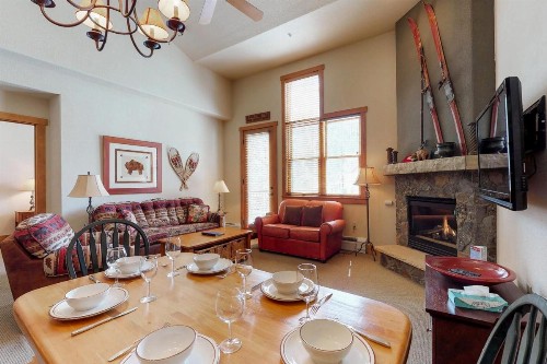 Red Hawk Townhomes 2337 - image 6
