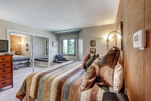 1088 Wild Irishman Condo - image 12