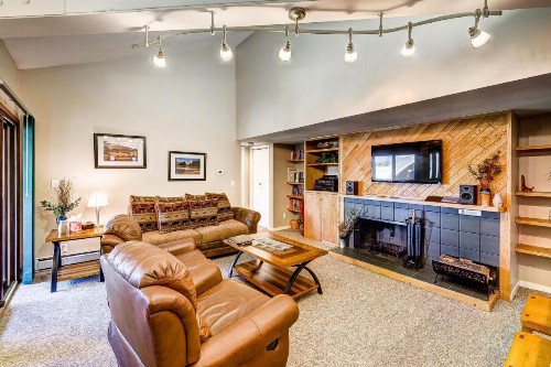 1088 Wild Irishman Condo - image 7